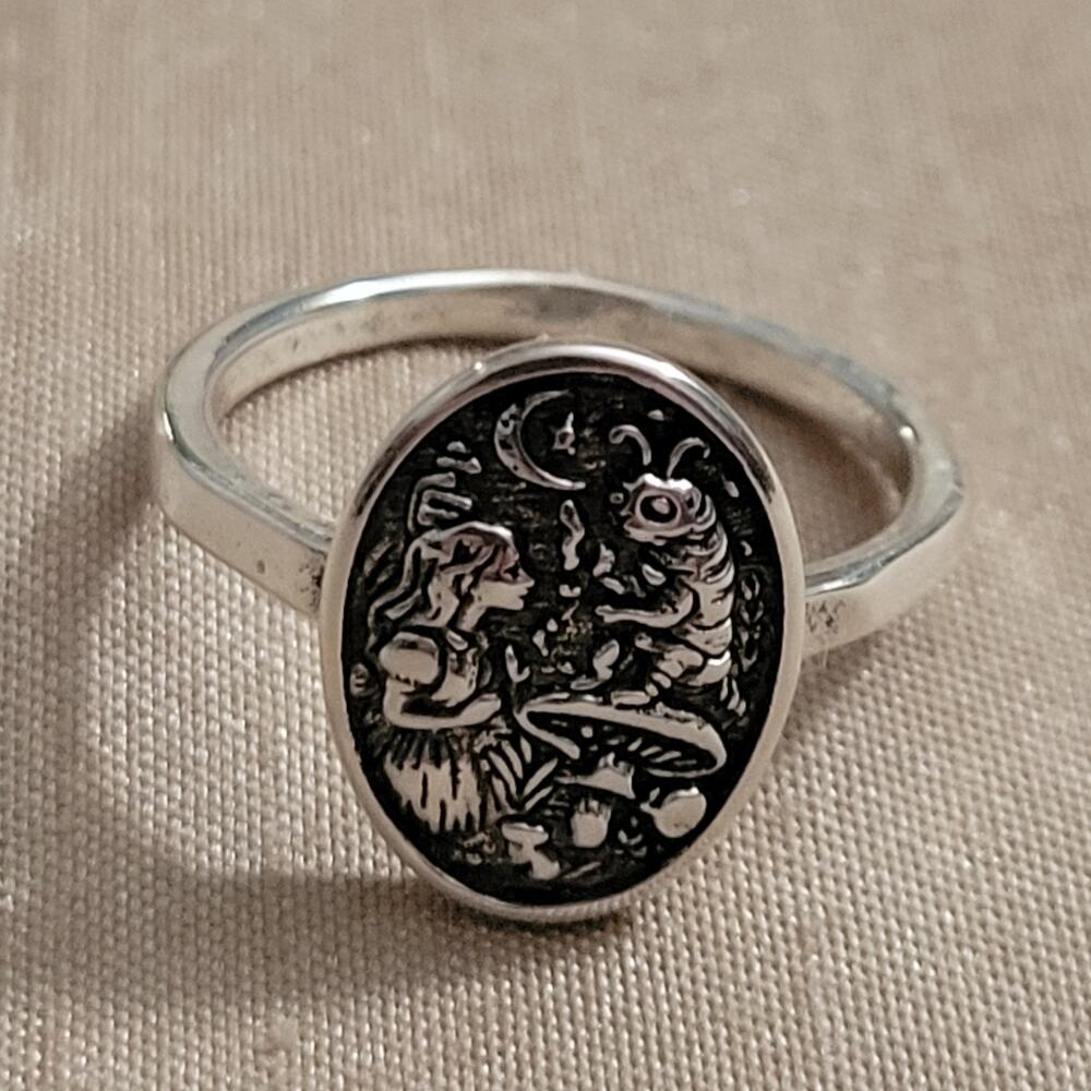 size 6 Alice in Wonderland with caterpillar ring